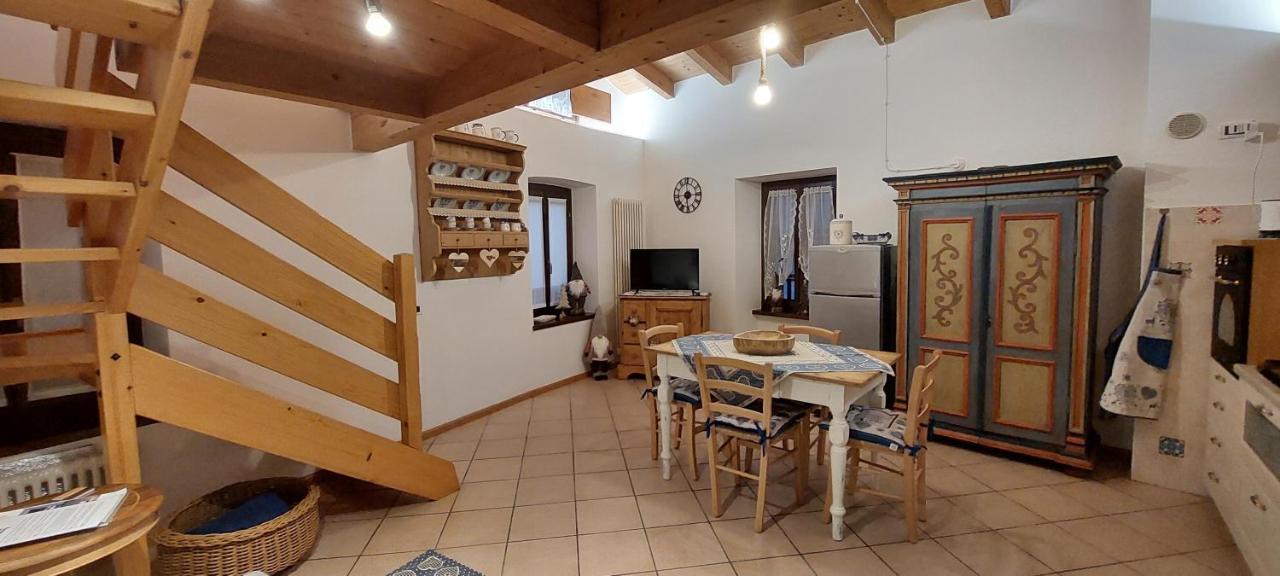 Loft Della Perpetua Di Casa Bernardi, Fuga Romantica Petfriendly Montagnaga  Eksteriør bilde