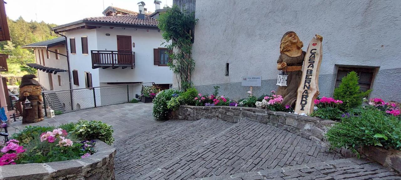 Loft Della Perpetua Di Casa Bernardi, Fuga Romantica Petfriendly Montagnaga  Eksteriør bilde