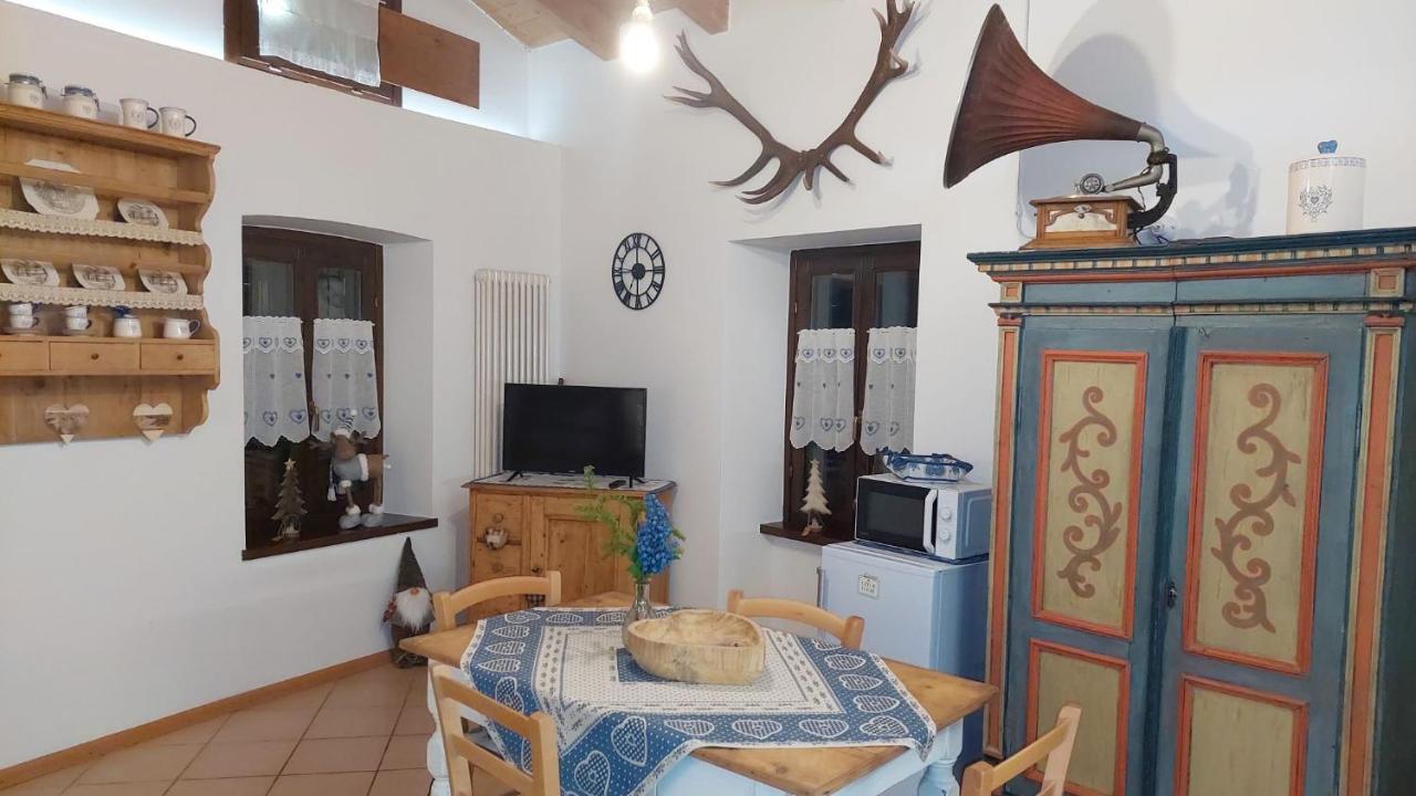 Loft Della Perpetua Di Casa Bernardi, Fuga Romantica Petfriendly Montagnaga  Eksteriør bilde